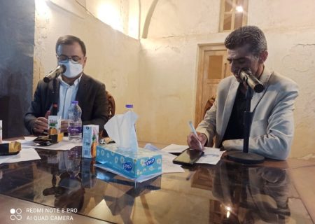 پاسخگویی مصطفی کشاورز کاندیدای ششمین دوره پارلمان شهری دهدشت در کاروانسرای بلادشاپور