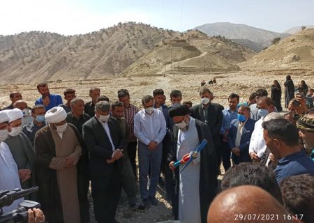 حمایت از مناطق محروم در اولویت برنامه های استاندار/ کلنگ زنی ۳۸۰ میلیارد ریال پروژه در حوزه راهداری/  افتتاح فاز نخست کمربندی قلعه رئیسی/ کلنگ زنی جاده دم رود ایوک و پل رود سمه/تخصیص ۱۵ میلیارد تومان برای ایمن سازی جاده تنگ چویل/ کلنگ زنی  راه روستایی امام زاده نورالدین دم عباس به زیرنا+تصاویر