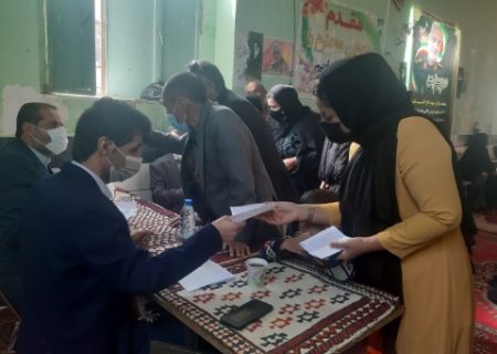 راه اندازی میز خدمت در روستاها با هدف تسهیل خدمت رسانی/برگزاری اولین میز خدمت در دهستان راک و چیر