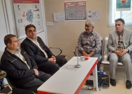 اهدای خون جمعی از فرهنگیان بسیجی آموزش و پرورش شهرستان چرام به مناسبت ولادت حضرت زینب(س) و روز پرستار