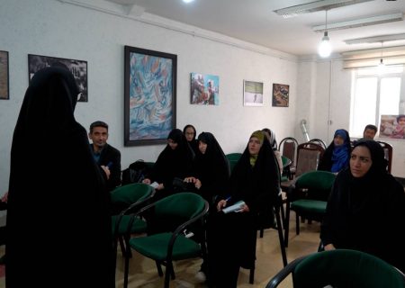 در کارگاه روایت گری در حوزه هنری مطرح شد؛ روایت‌ گری، پلی بین نسل‌ها