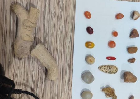 کشف و ضبط ۱۲شی تاریخی در شهرستان بهمئی