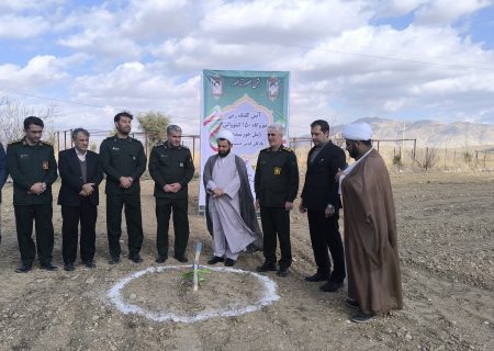 کلنگ زنی نیروگاه خورشیدی در دشت مازه کهگیلویه/گامی به سوی انرژی پاک و تجدید ناپذیر
