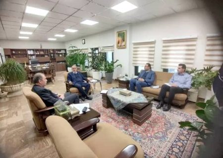 زیرساخت‌های صنعتی و بازرگانی استان توسعه می یابند