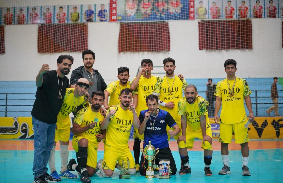۰۱۱۰ دشمن زیاری قهرمانی مسابقات فوتسال جام رمضان شهرستان کهگیلویه را کسب کرد