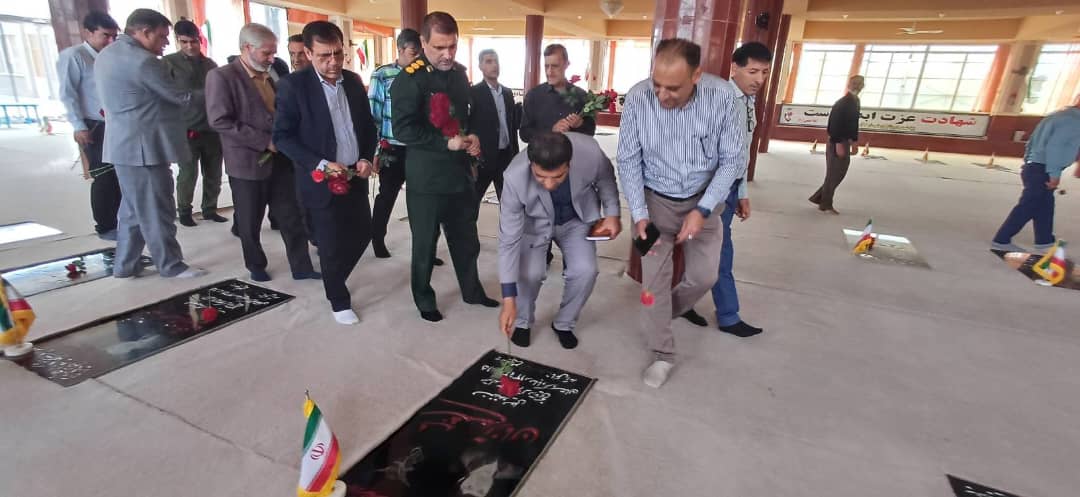 تجدید میثاق رییس و کارکنان جهاد کشاورزی کهگیلویه با آرمان‌های شهدای والا مقام شهرستان