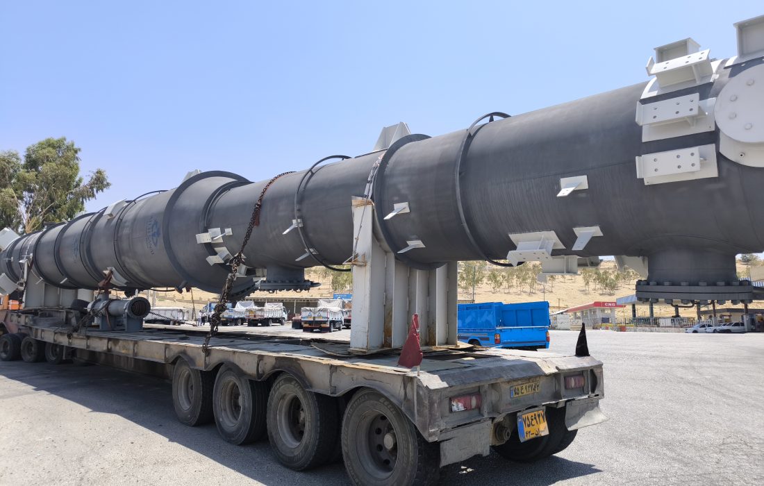 فیلم ورود بلندترین تاور پروژه پتروشیمی دهدشت به سایت این شرکت