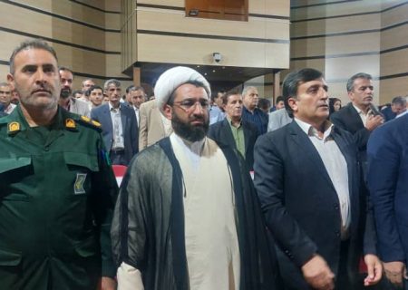 انتقاد شدید امام جمعه کهگیلویه از نگاه‌های جناحی و قبیله‌ای در انتصابات؛ ضرورت استفاده از ظرفیت جوانان