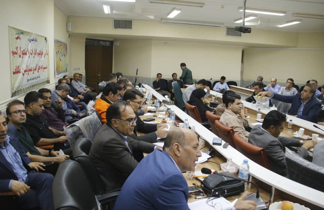 بخشدار مرکزی کهگیلویه از مشکلات ارتباطی، راهداری و زیرساختی گلایه کرد؛ مسئولان استانی پای کار باشند