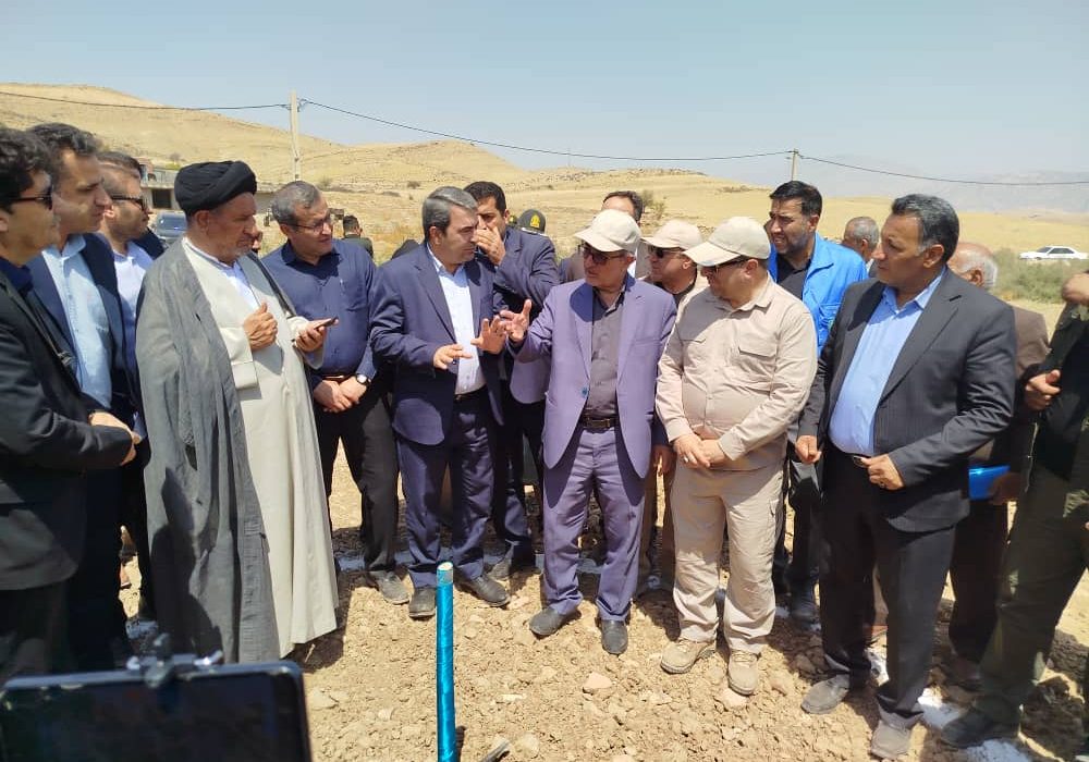 آغاز عملیات اجرایی پروژه گلخانه سبزی و صیفی در روستای راک با سرمایه‌گذاری ۳۴۷ میلیارد ریال