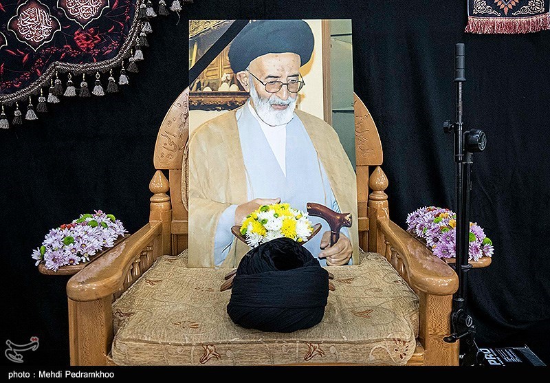 فیلم | مراسم دومین سالگرد آیت الله سید محمد حسن محقق در آرامستان شهر دهدشت برگزار شد