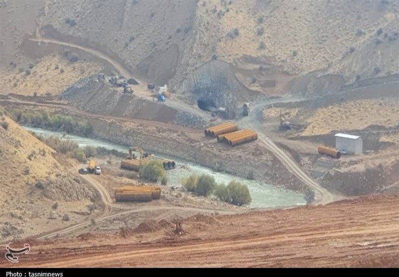 “زاگرس ریه ایران است؛ انتقال آب را متوقف کنید!” هشدار صریح تاجگردون به رئیس‌جمهور