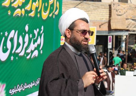 ملت ایران با اقتدار شرط استکبارستیزی را تعیین می‌کند