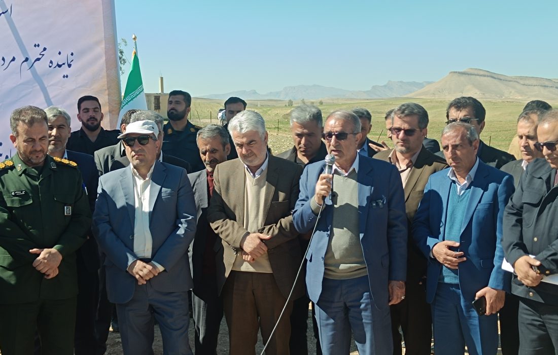 کلنگ‌زنی نیروگاه خورشیدی تجمیعی یک مگاواتی در دشت مازه کهگیلویه