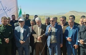 کلنگ‌زنی نیروگاه خورشیدی تجمیعی یک مگاواتی در دشت مازه کهگیلویه