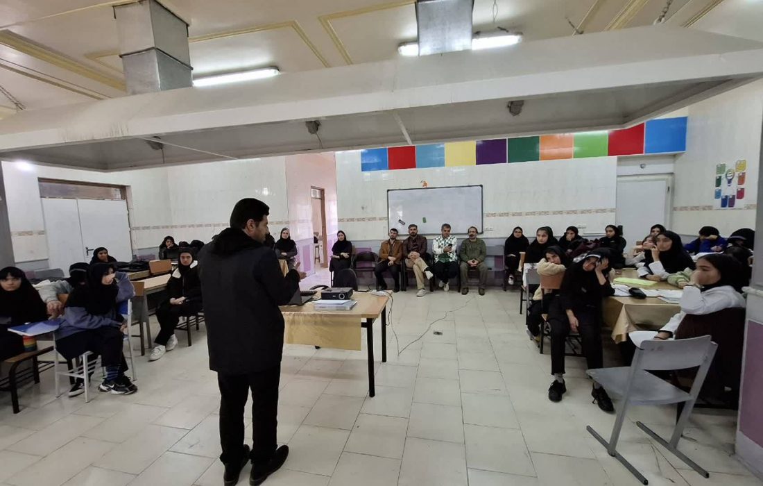 کارگاه تربیتی ـ تولیدی هنرهای تجسمی «بلوط و باروت» در گچساران برگزار شد