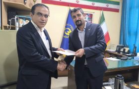 کمک ۵ میلیارد ریالی بانک رفاه کارگران به کمیته امداد دهدشت واریز شد